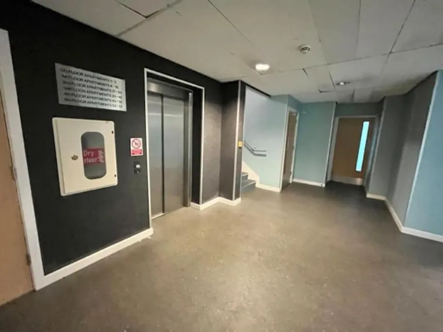 Spacious 2 Bedroom Apartment With Free Parking Nottingham
